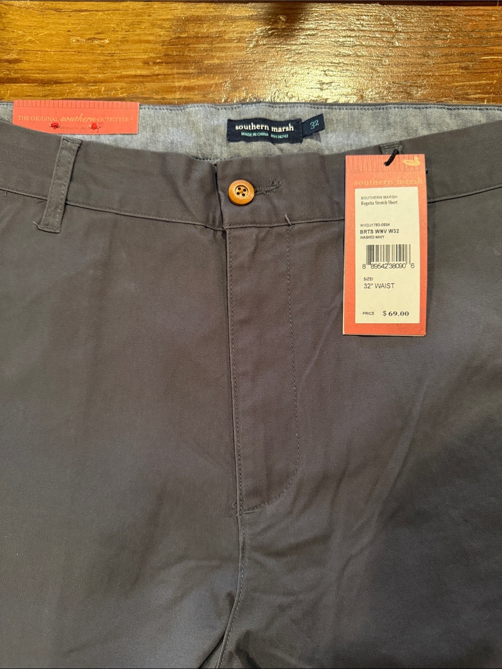 Southern Marsh Men's Navy shorts
